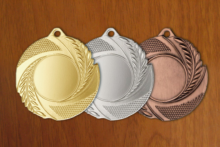  puchary statuetki medale